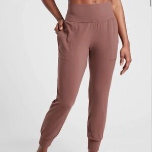 Athleta Women's Salutation Jogger Pants